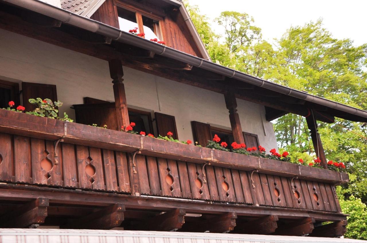 Gasthof Schluff Soprabolzano Exterior foto